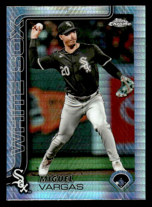 2025 Topps Chrome #51 Miguel Vargas Prism Refractors