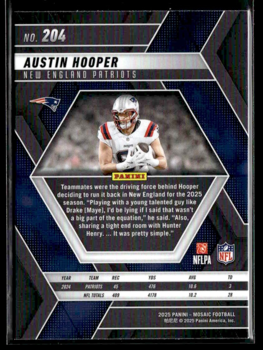 2025 Panini Mosaic #204 Austin Hooper