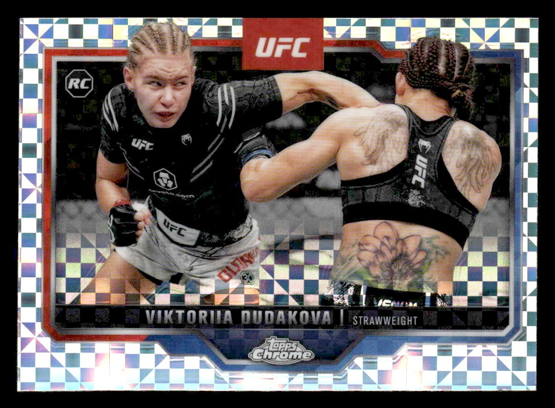 2025 Topps Chrome UFC #4 Viktoriia Dudakova X-Fractor