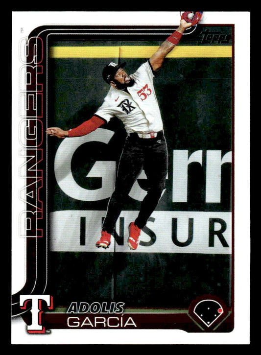 2025 Topps #247 Adolis García