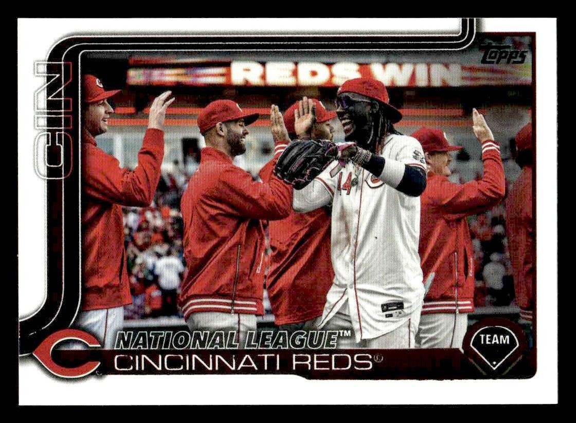 2025 Topps #99 Cincinnati Reds