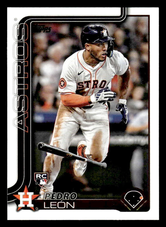 2025 Topps #30 Pedro León