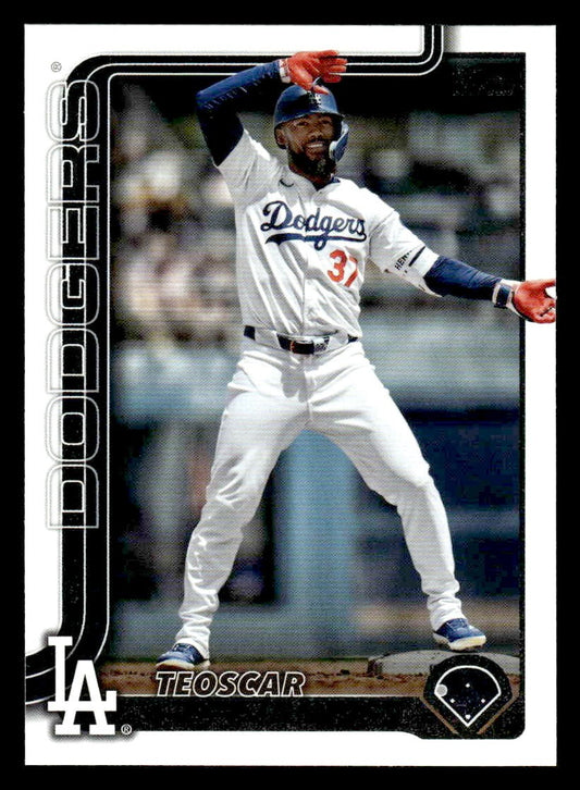 2025 Topps #176 Teoscar Hernández