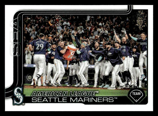 2025 Topps #96 Seattle Mariners