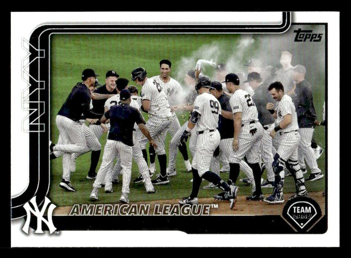 2025 Topps #123 New York Yankees