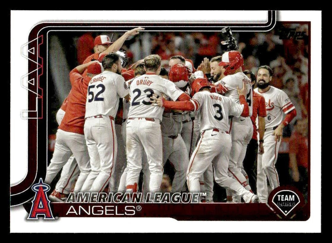 2025 Topps #85 Los Angeles Angels