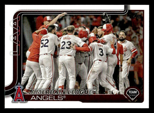 2025 Topps #85 Los Angeles Angels