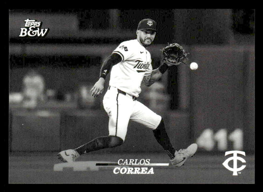 2024 Topps Black & White #3 Carlos Correa