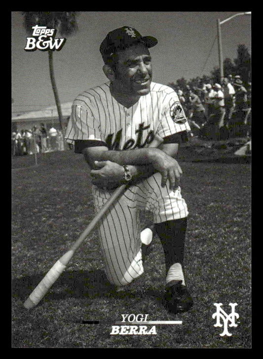 2024 Topps Black & White #101 Yogi Berra