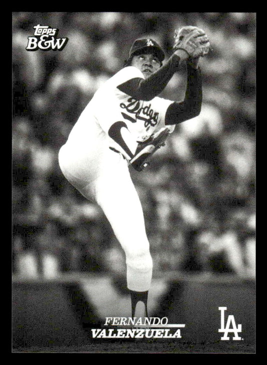 2024 Topps Black & White #33 Fernando Valenzuela