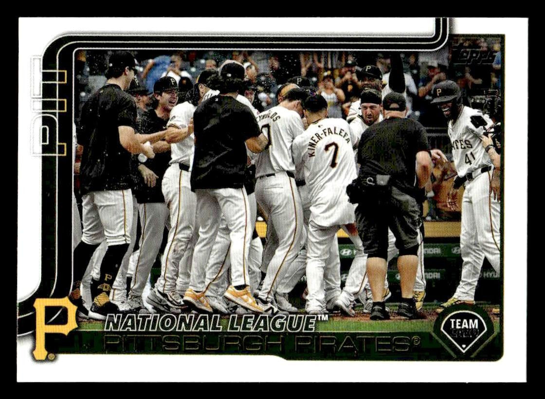 2025 Topps #677 Pittsburgh Pirates