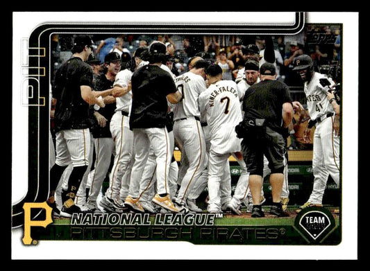 2025 Topps #677 Pittsburgh Pirates