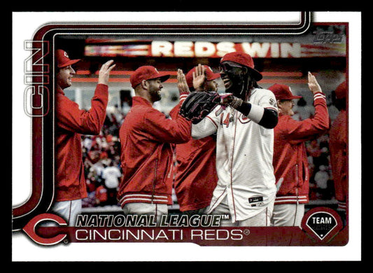 2025 Topps #99 Cincinnati Reds