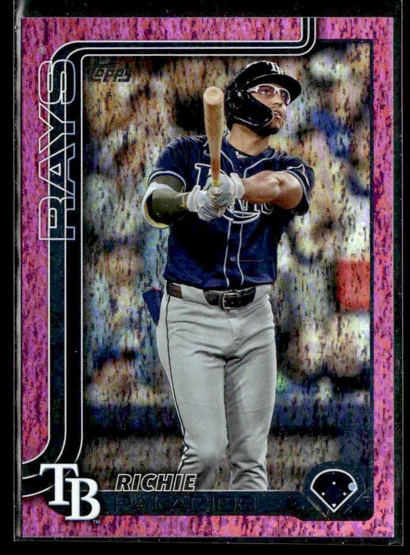 2025 Topps #124 Richie Palacios Pink Holo Foil