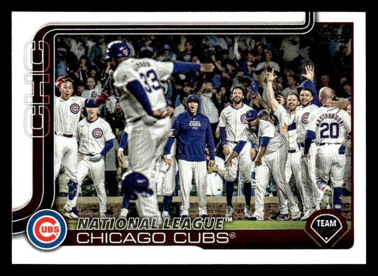 2025 Topps #60 Chicago Cubs
