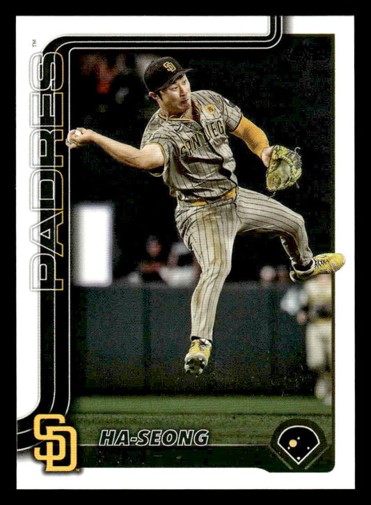 2025 Topps #175 Ha-Seong Kim