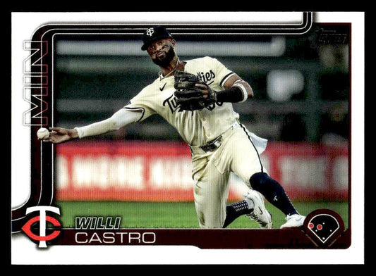 2025 Topps #155 Willi Castro