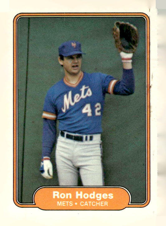 1982 Fleer #527 Ron Hodges